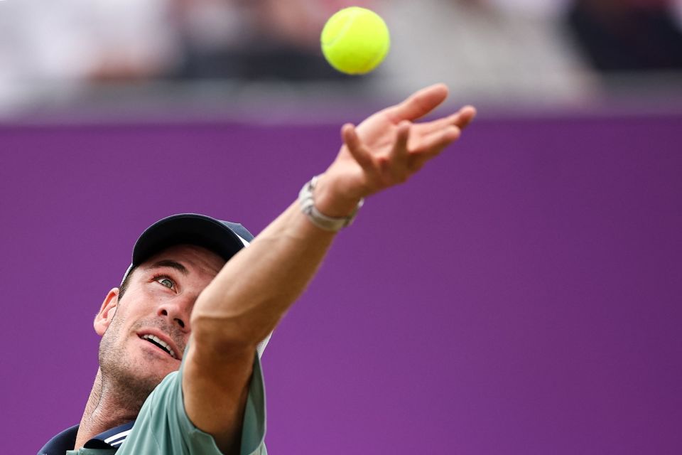 虽然面对的 虽然面对的