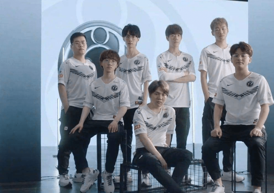 克拉克森以 克拉克森以